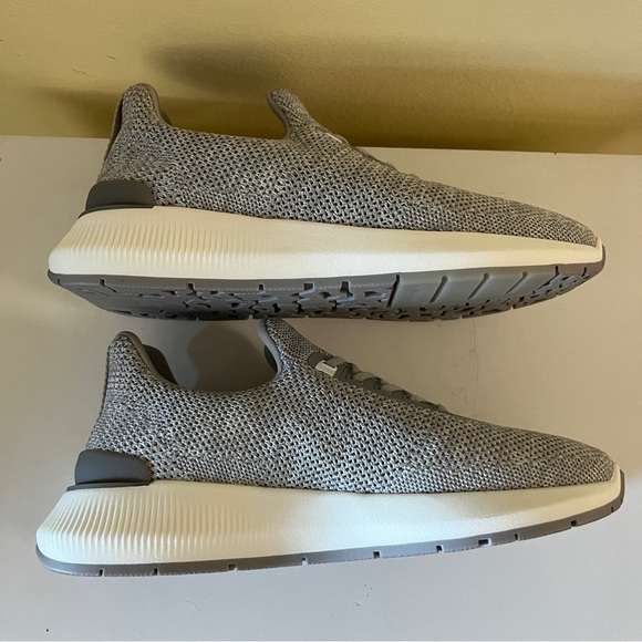 NEW Peter Millar Women’s Hyperlight Apollo Sneaker Light Gray Size 7 - NO BOX - Picture 8 of 13